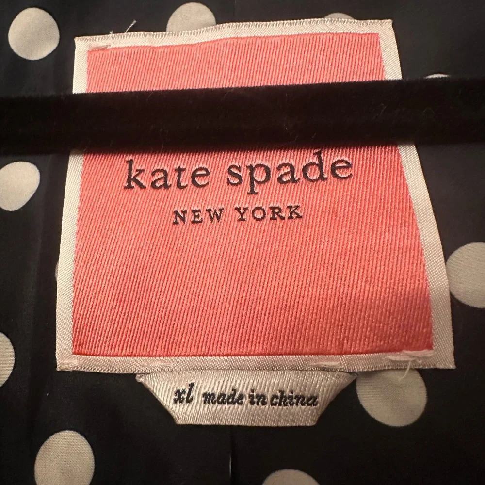 Kate Spade Dorothy Bow Tan Trench Coat with Bow Detail- worn once - Picture 5 of 5